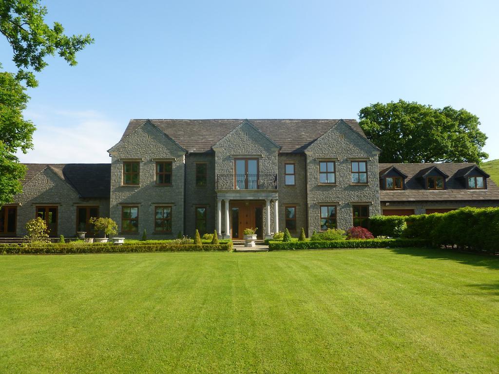 Llwyn Helyg Country House Casa de hóspedes Carmarthen Exterior foto
